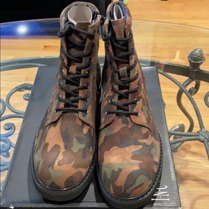 Men’s INC international concepts boots size 10.